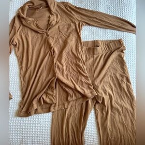 SKIMS soft lounge set - CAMEL BROWN